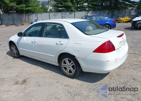 2007 Honda Accord 2.4 Se из США, поврежденный, VIN JHMCM56377C012394
